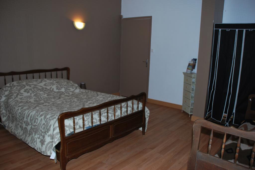 Chambres D'Hotes Le Clos Ambels Ambialet Δωμάτιο φωτογραφία