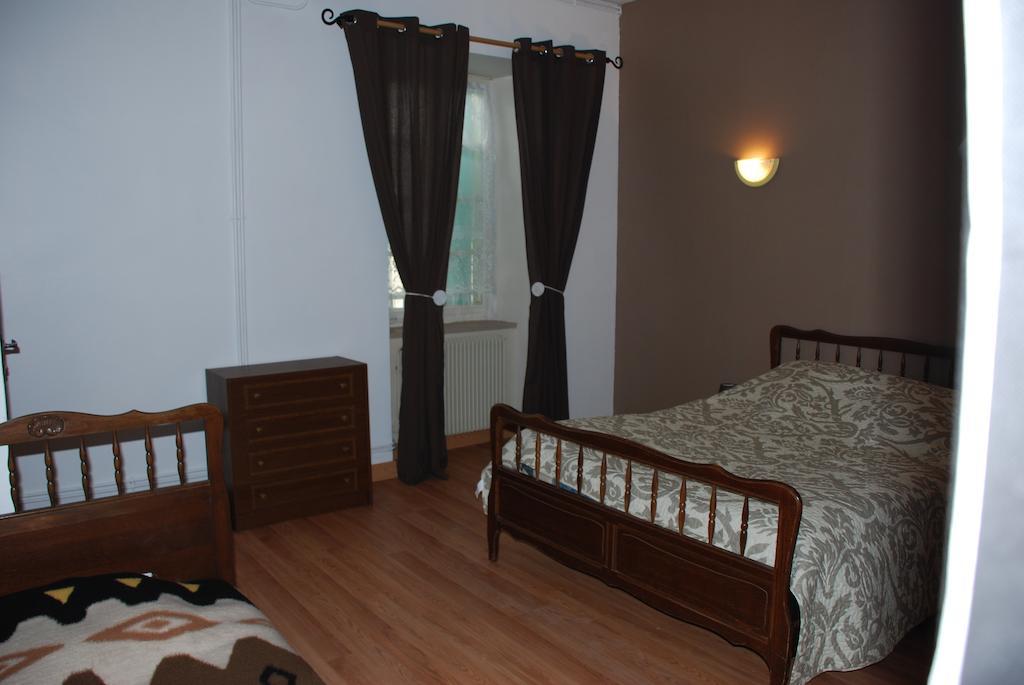 Chambres D'Hotes Le Clos Ambels Ambialet Δωμάτιο φωτογραφία